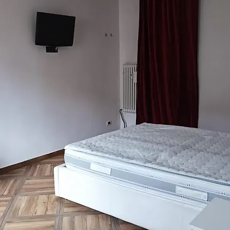 Confortevole In Borgo San Paolo Lägenhet